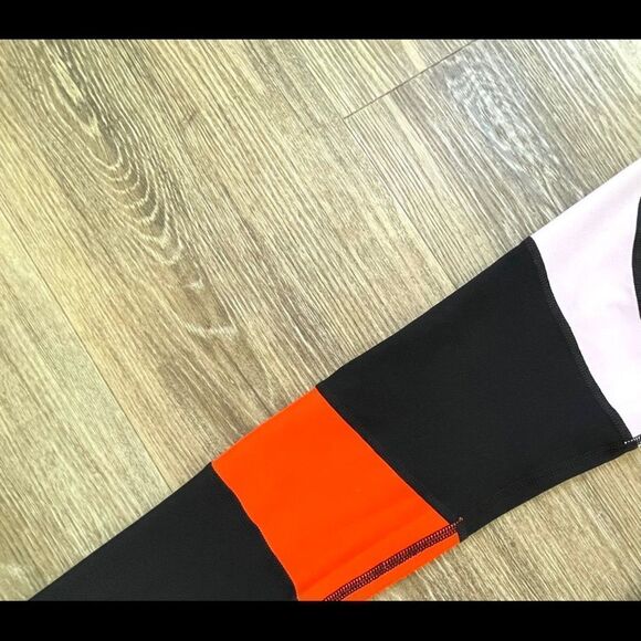 Joy Lab color block high waisted leggings. - Picture 11 of 13